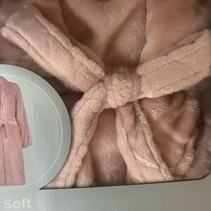 Women’s extra soft bathrobe